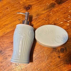 Lenox French Perle Groove Soap/Lotion Dispenser & Soap Dish